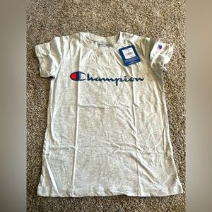 Champion T-shirt Size Small